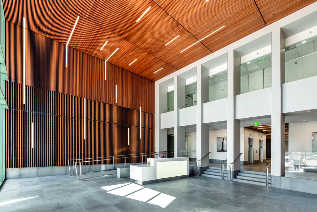 APLACADO FACHADA LOBBY SAN FRANCISCO USA NIEVE DISEÑO TMT STUDIO FABRICATOR RINALDI TILE AND STONE
