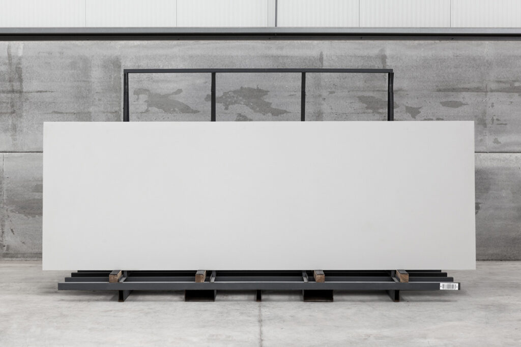 THESIZE SURFACES - NEOLITH  Almassora - Castellón - Spain
