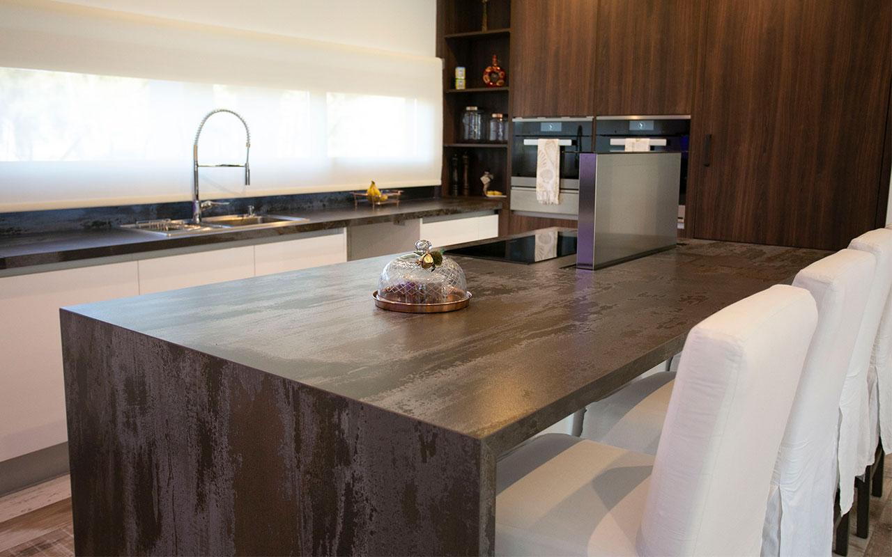 TRILIUM-