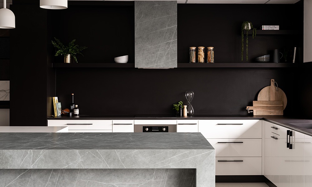 Zaha_Stone_PC4ZASK121_A12