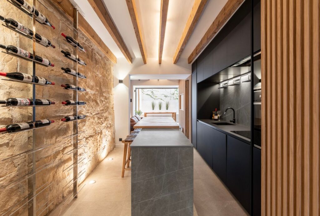 Zaha_Stone_PC4ZASK121_A24-1024x691